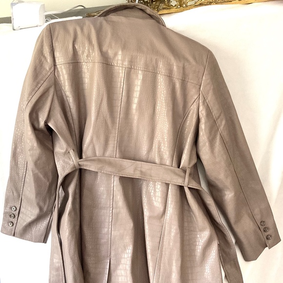 NWT Vince Camuto Faux Leather Trench Coat Tan Croc Embossed  Maxi Jacket Size XL - Picture 6 of 14